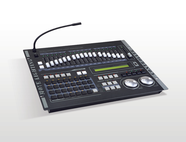 Consola de iluminación superpro512