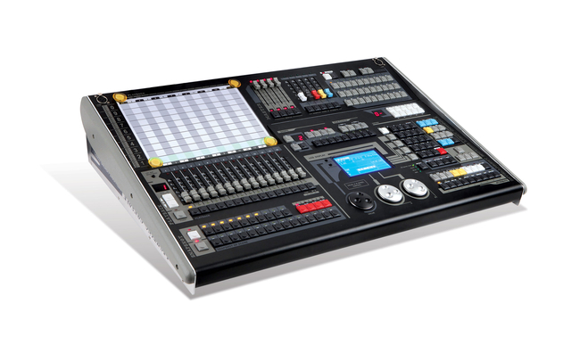 Consola de iluminación DMX EXP4000 | 2048 canales para la etapa